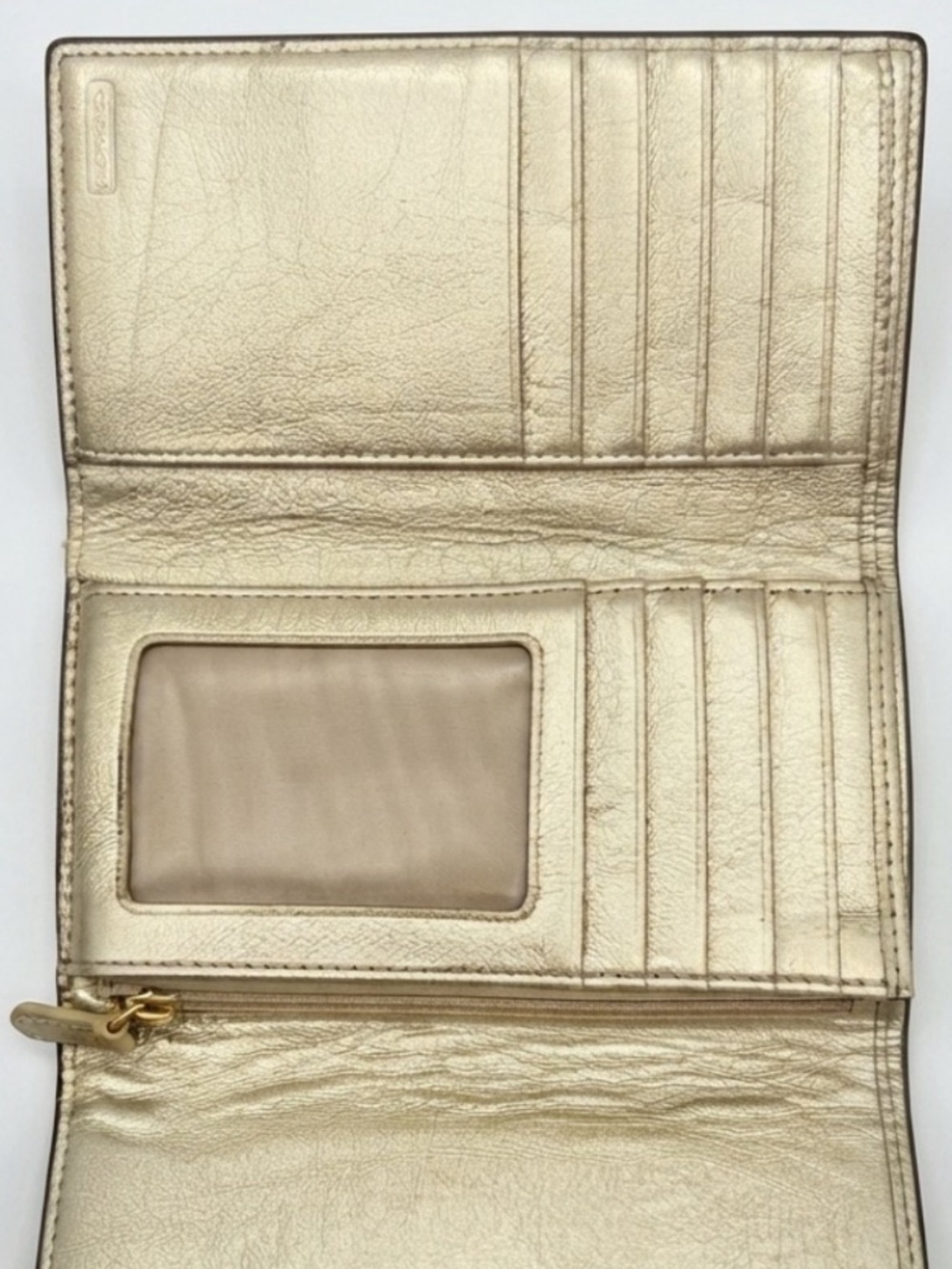 Vintage Coach Soho Metallic Gold Crackle Leather Whipstitch Buckle Wallet - Picture 3 of 3